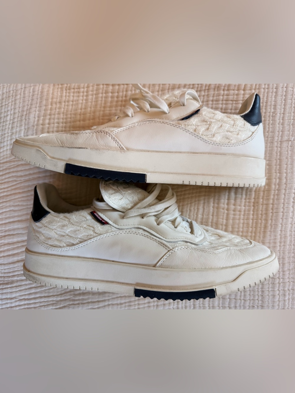 adidas Originals Cream & Black Men's Low-Top Knit Leather Sneakers